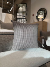 Load image into Gallery viewer, Houndstooth