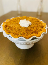 Load image into Gallery viewer, Southern Brown Sugar Carmel Crumble Sweet Potato Pie Kit